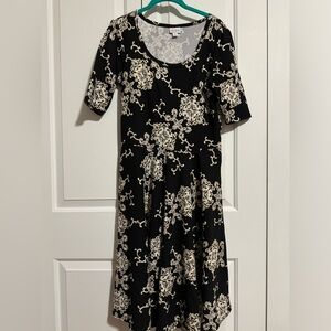 LuLaRoe Nicole dress (Elegant collection).  Size Large.
